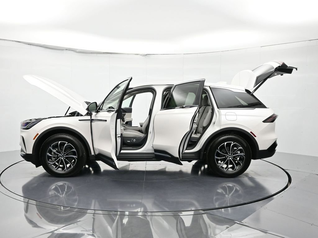 New 2026 Lincoln Nautilus Premier image 59