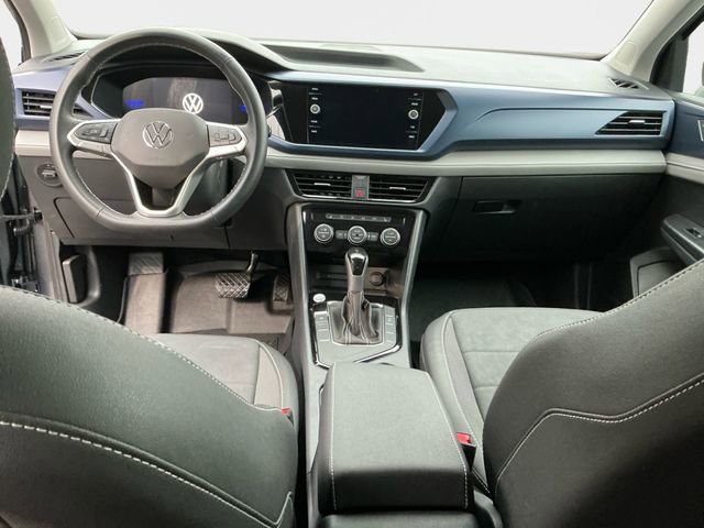 Used 2024 Volkswagen Taos SE image 12