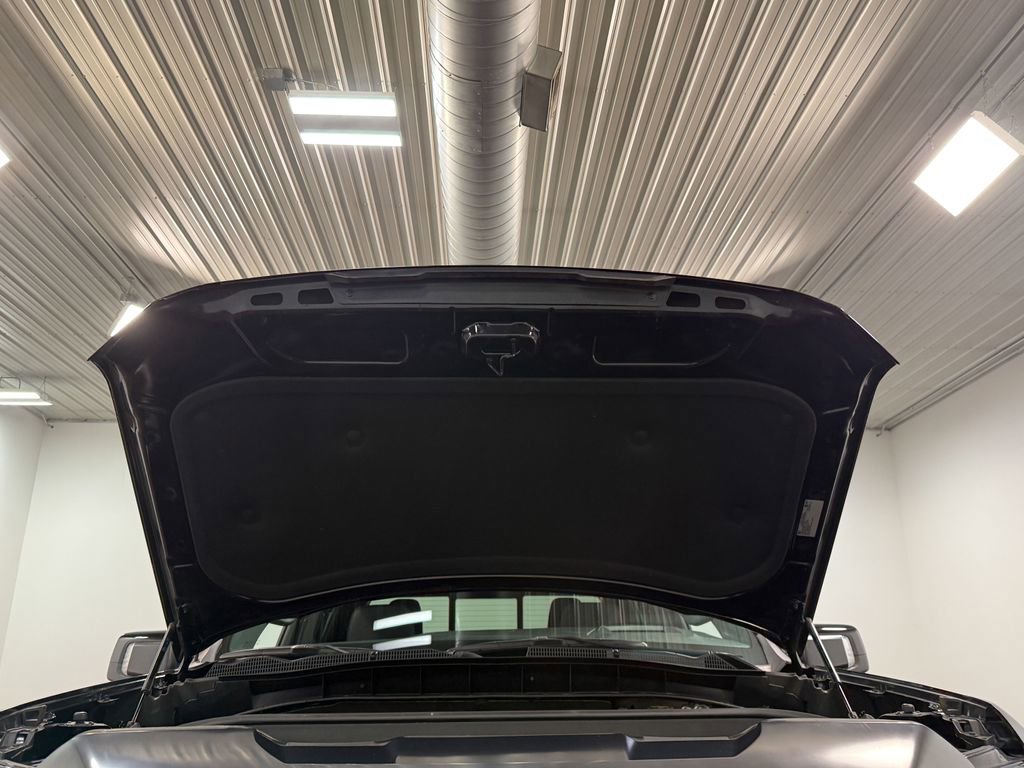 Used 2024 GMC Sierra 1500 AT4 w/ Technology Package image 85