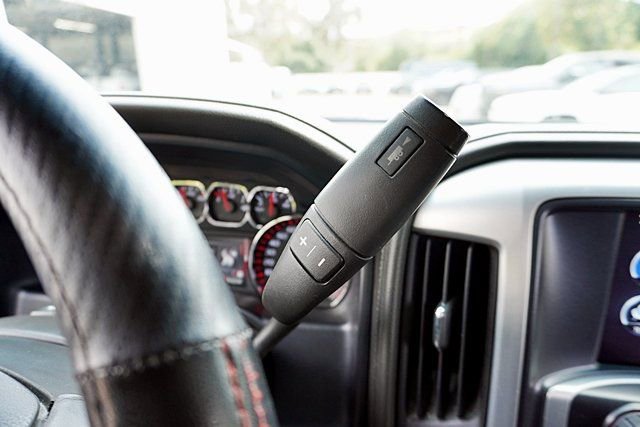 Used 2015 GMC Sierra 1500 SLE w/ SLE Value Package RWD image 31