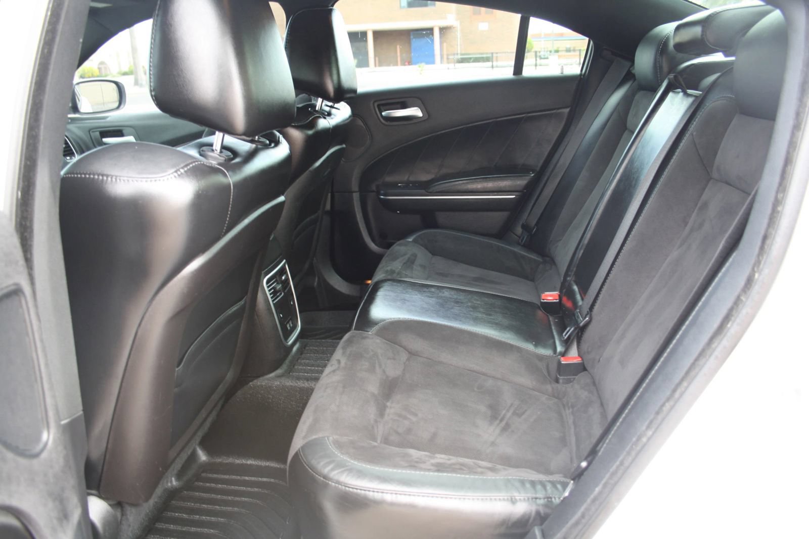 Used 2015 Dodge Charger R/T RWD image 14