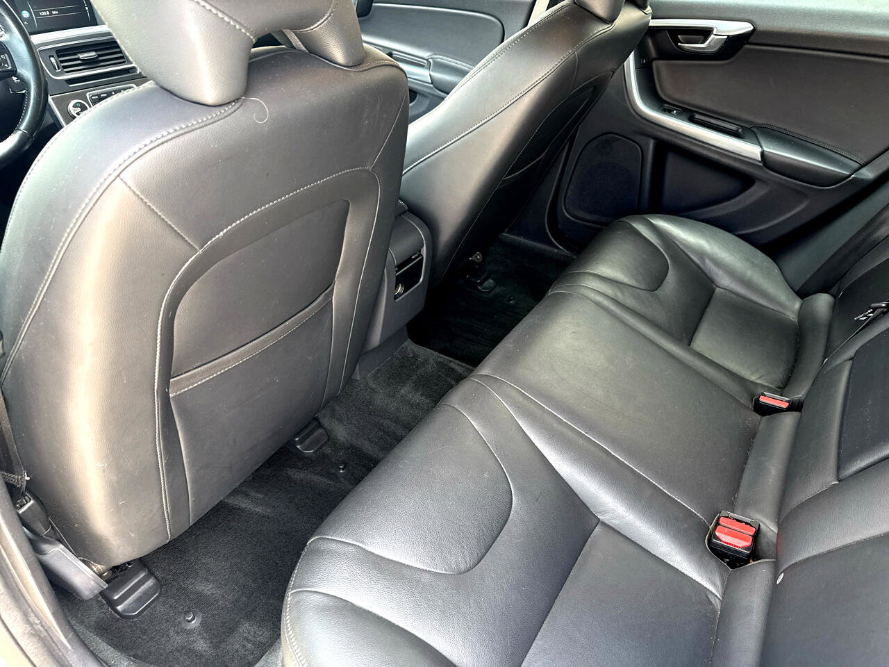 Used 2016 Volvo V60 T5 Premier image 37