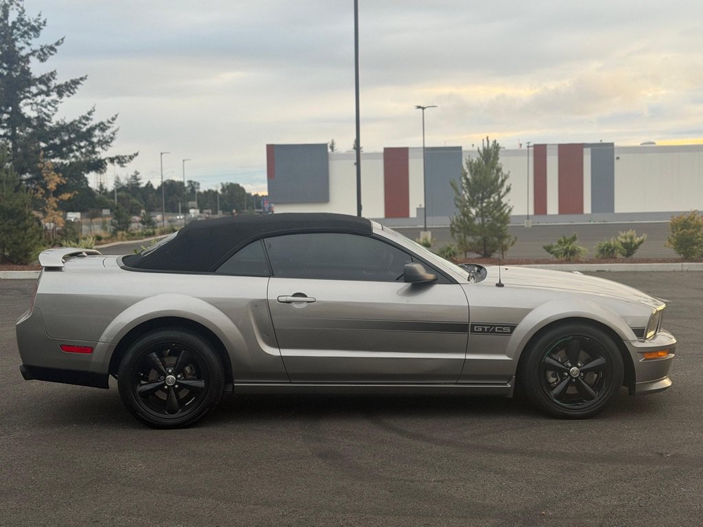 Used 2009 Ford Mustang GT RWD image 5