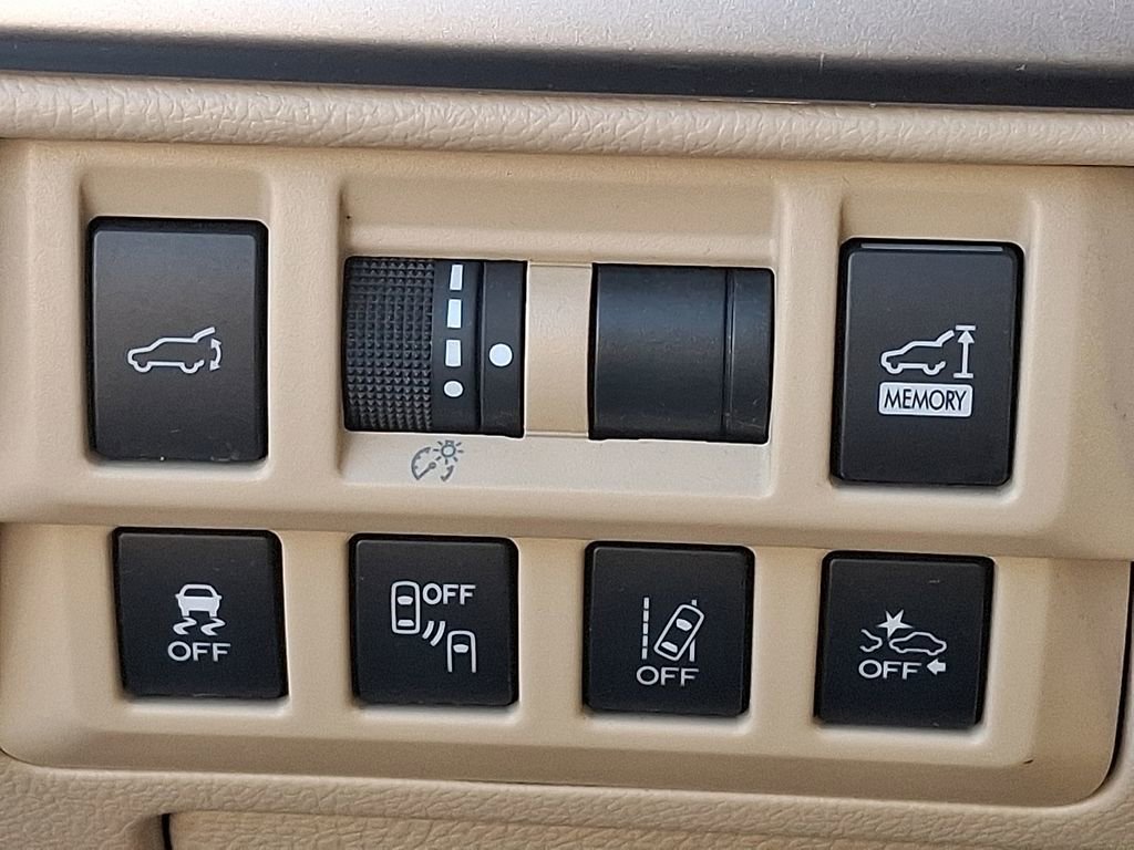 Used 2019 Subaru Outback 3.6R Limited image 23
