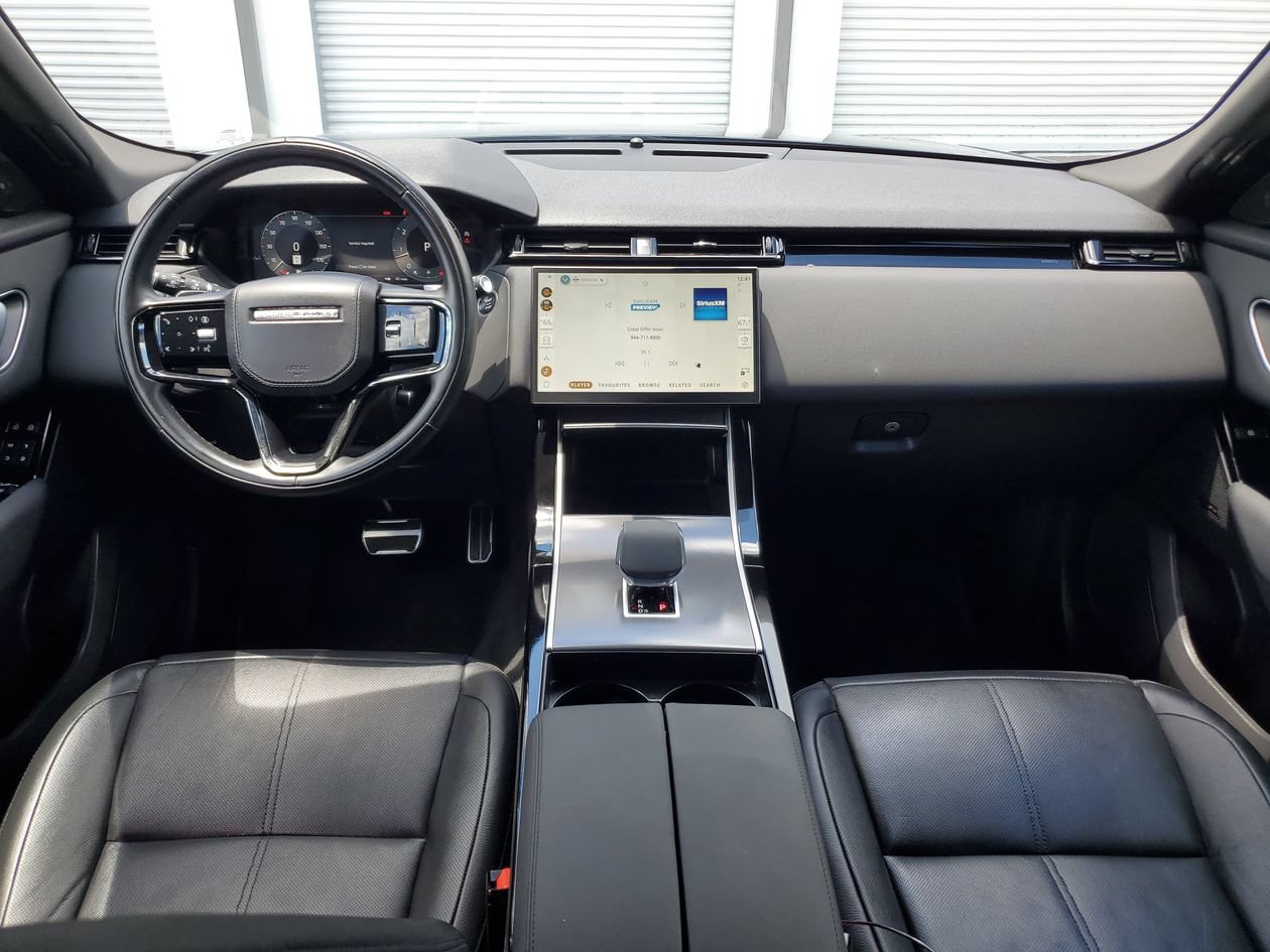 Used 2025 Land Rover Range Rover Velar Dynamic SE AWD/4WD image 10