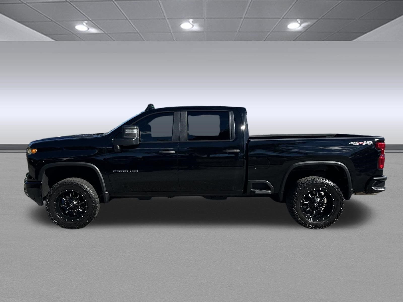 Used 2026 Chevrolet Silverado 2500 Custom w/ Custom Value Package AWD/4WD image 6