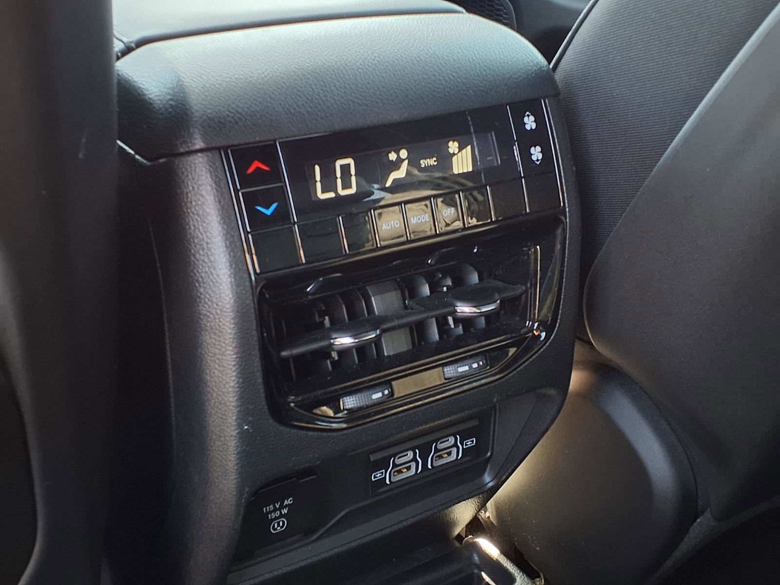 Used 2024 Jeep Grand Cherokee L Laredo AWD/4WD image 27