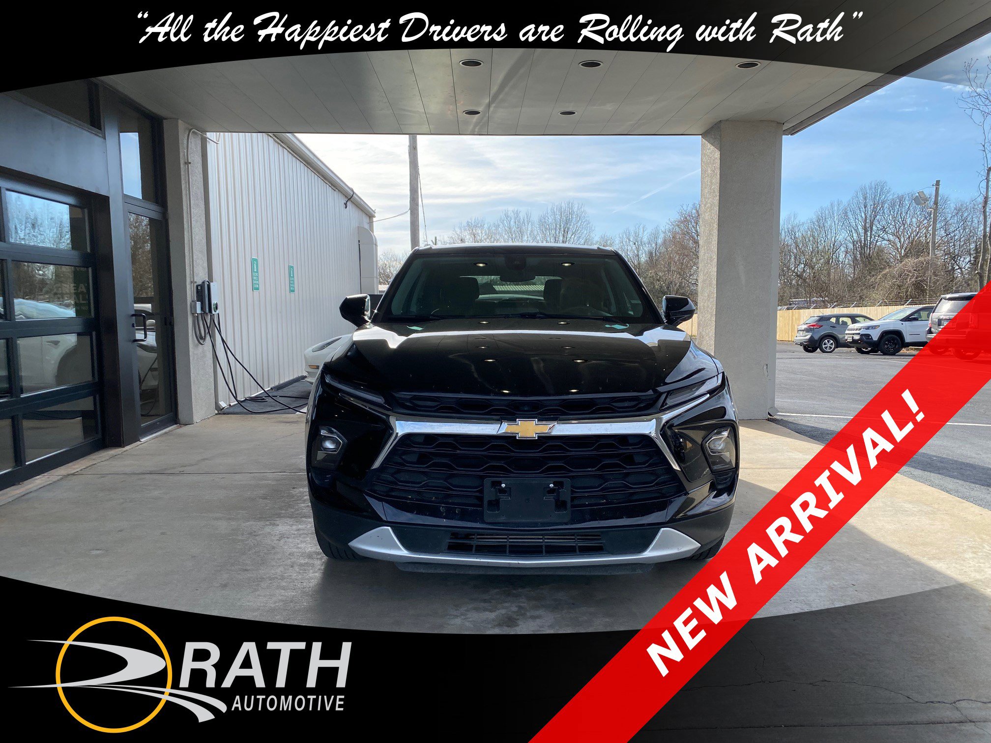 Used 2025 Chevrolet Blazer LT image 3