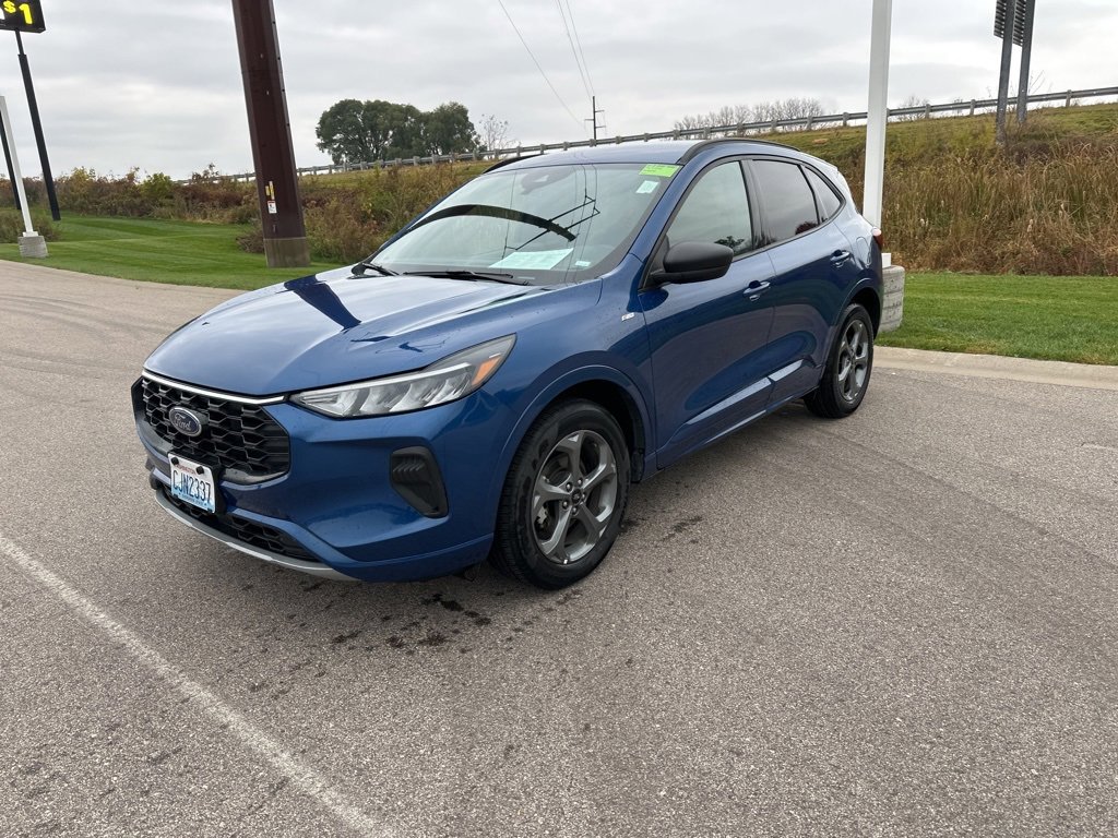 Used 2023 Ford Escape ST-Line image 31
