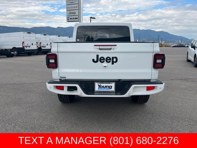 Used 2023 Jeep Gladiator Overland AWD/4WD image 5