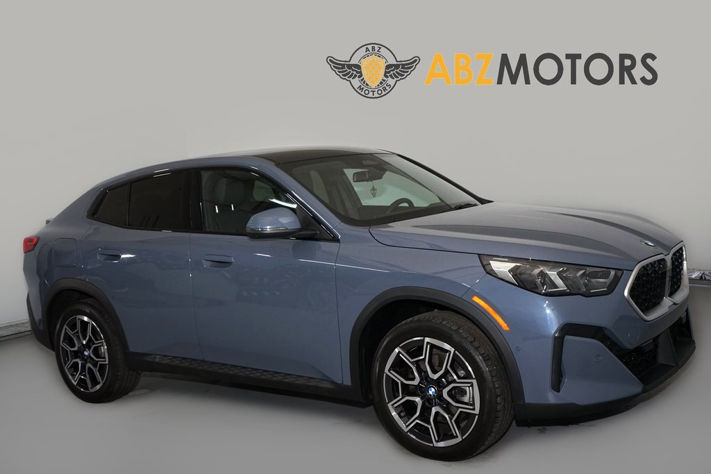 Used 2025 BMW X2 xDrive28i image 1