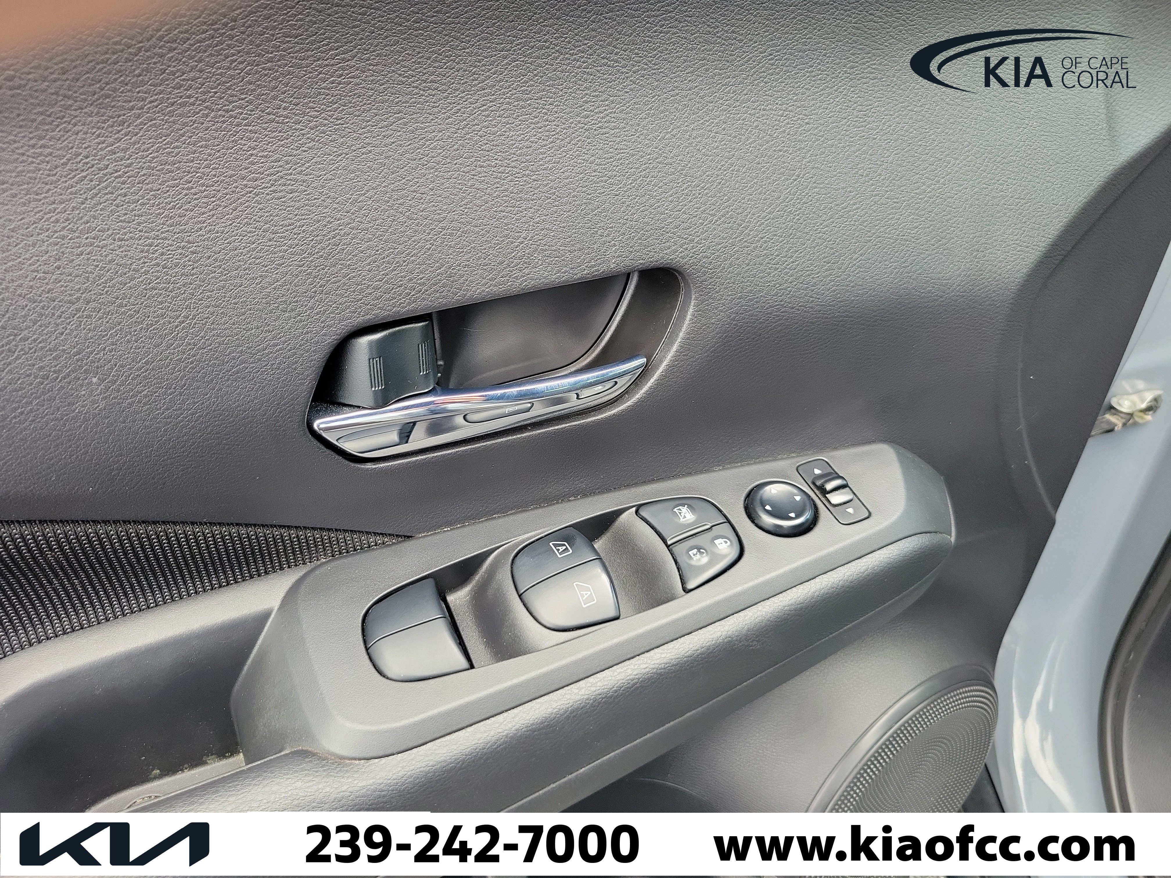 Used 2022 Nissan Kicks SV FWD image 21