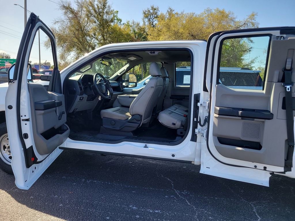 Certified 2022 Ford F250 XL w/ XL Value Package image 9