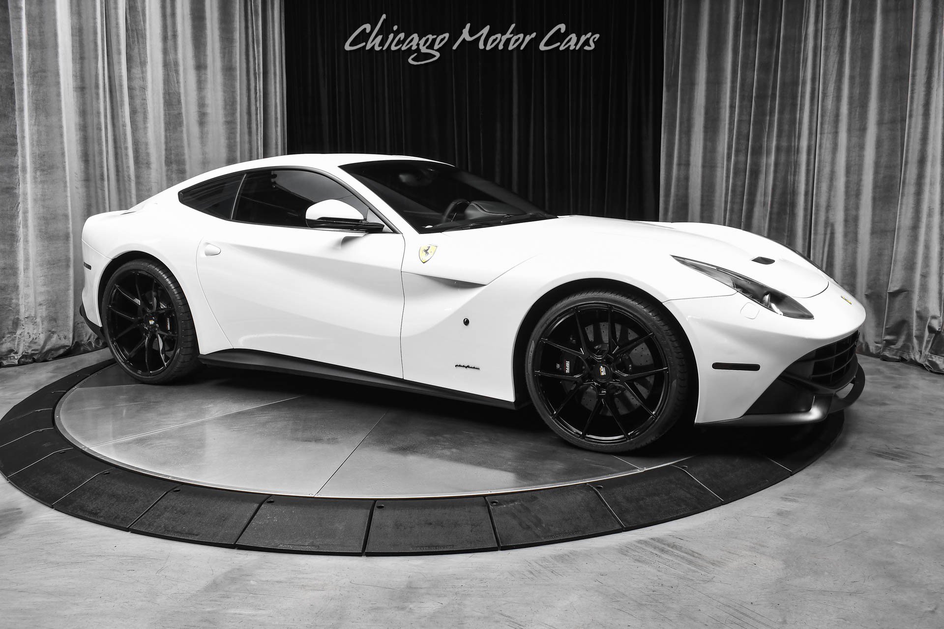 Used 2014 Ferrari F12 Berlinetta RWD image 8