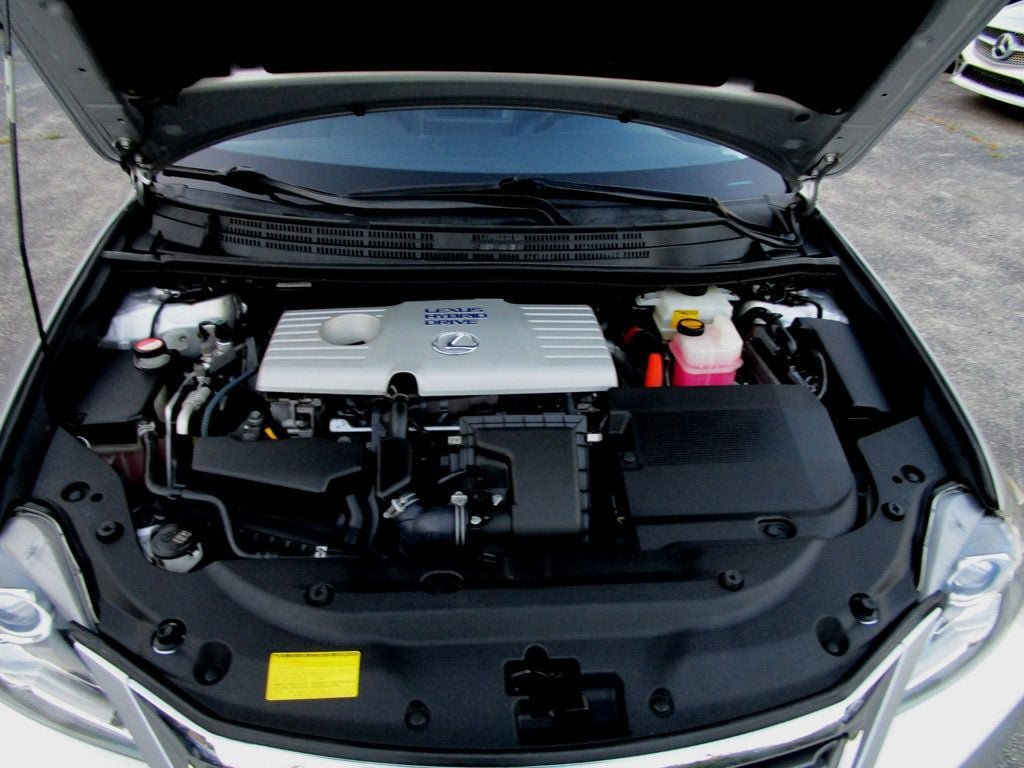 Used 2014 Lexus CT 200h FWD image 36