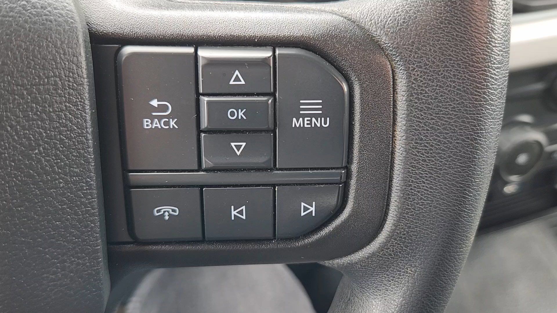 Used 2023 Ford F350 XLT w/ 360-Degree Camera Package AWD/4WD image 13