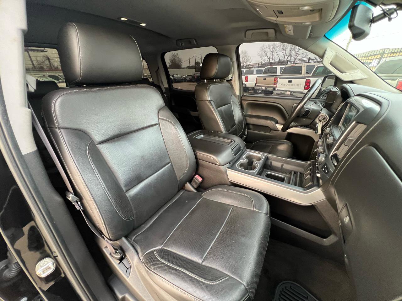 Used 2015 Chevrolet Silverado 1500 LTZ Z71 w/ Midnight Edition AWD/4WD image 47