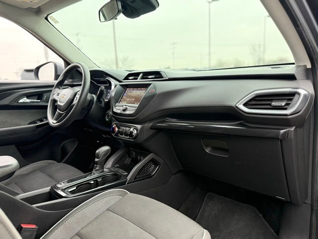 Used 2021 Chevrolet TrailBlazer LT w/ Driver Confidence Package image 19
