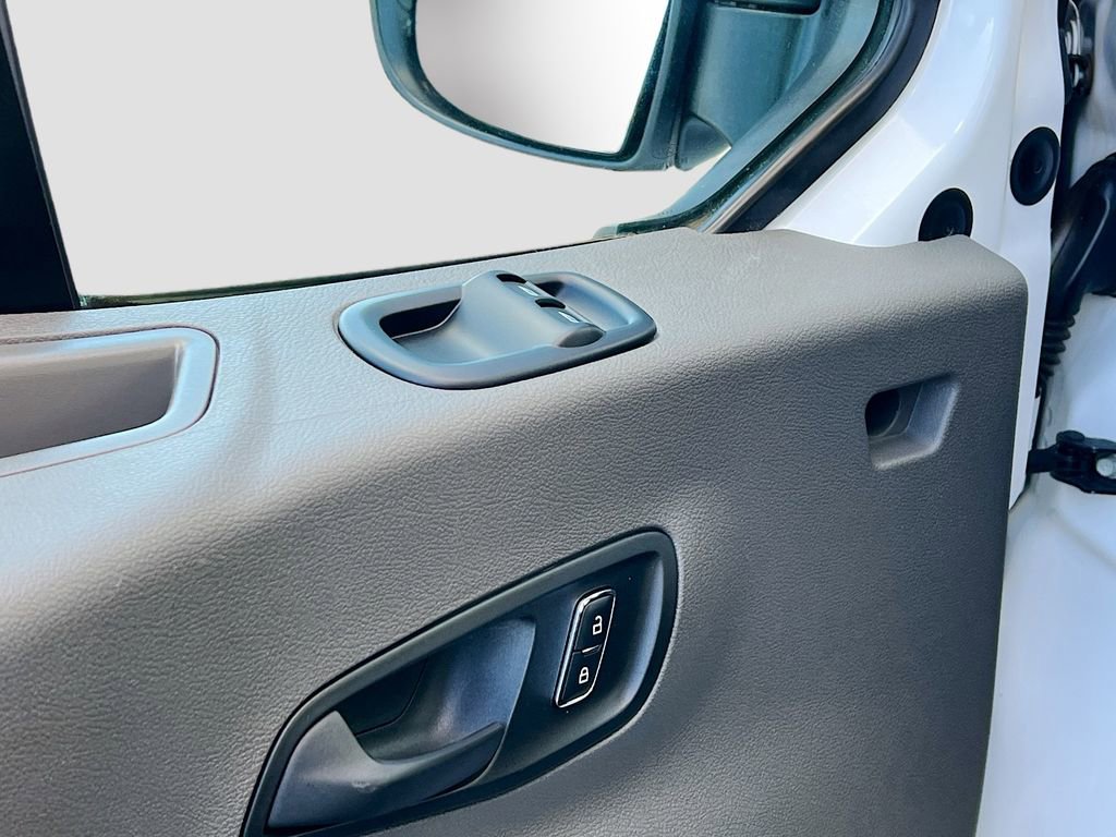 Used 2023 Ford Transit 350 XL image 17