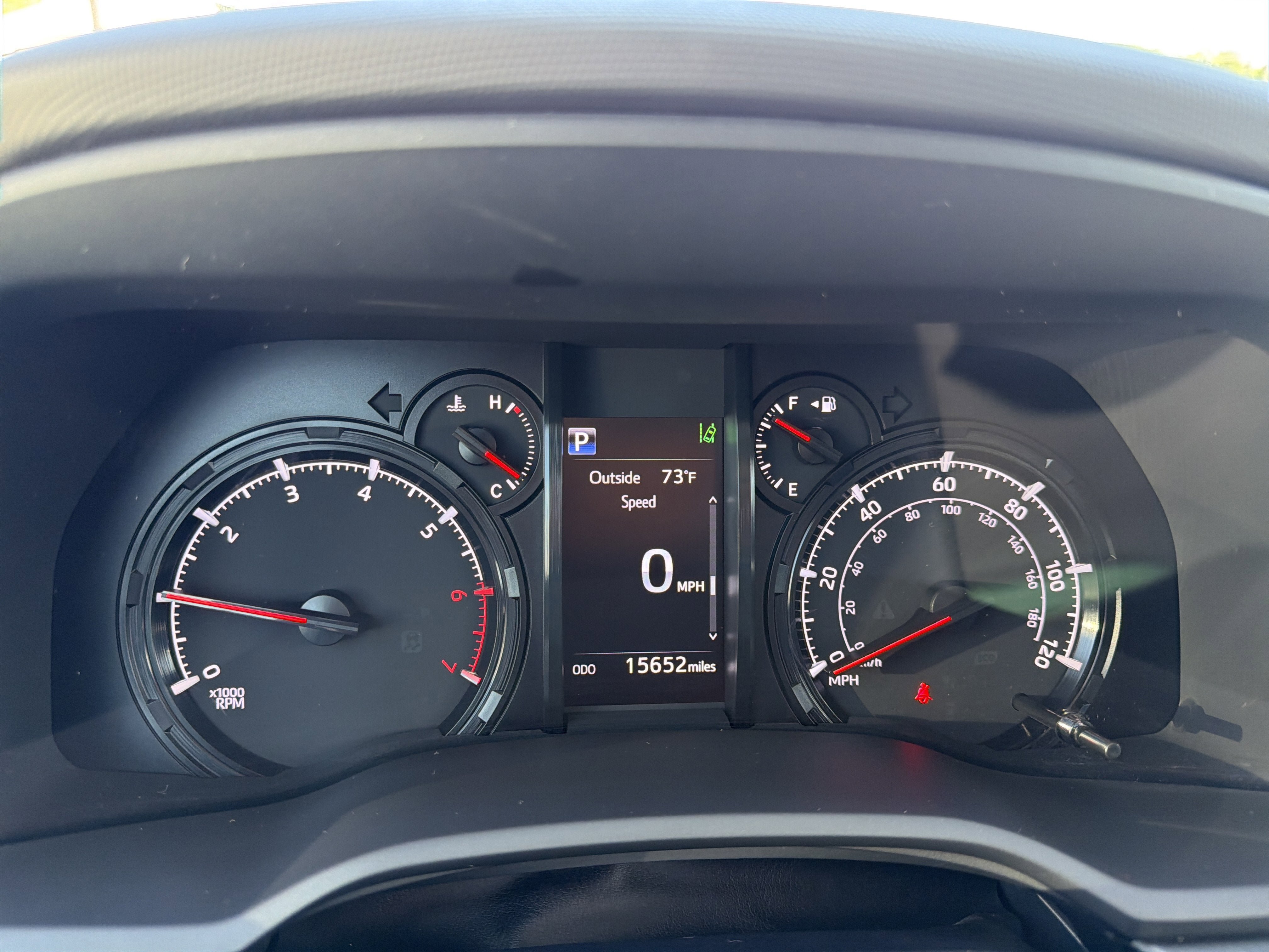 Used 2023 Toyota 4Runner SR5 Premium w/ Moonroof Package AWD/4WD image 17