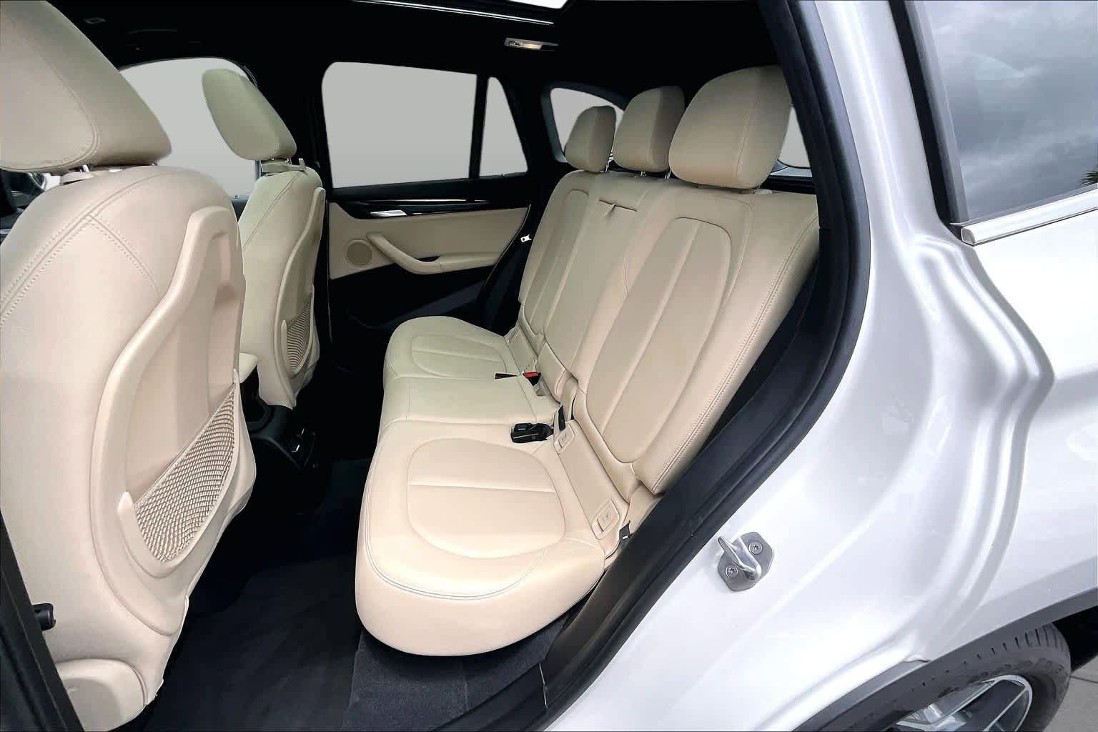 Used 2017 BMW X1 xDrive28i AWD/4WD image 21