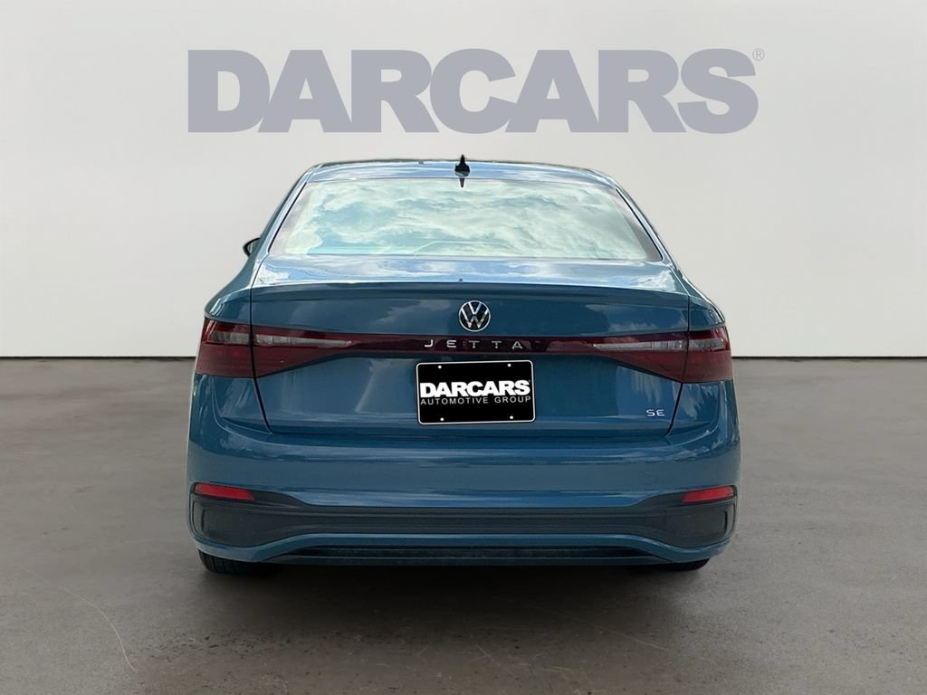 Used 2025 Volkswagen Jetta SE FWD image 6