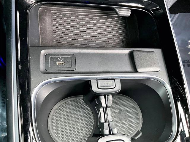 Used 2024 Mercedes-Benz GLB 250 4MATIC image 25