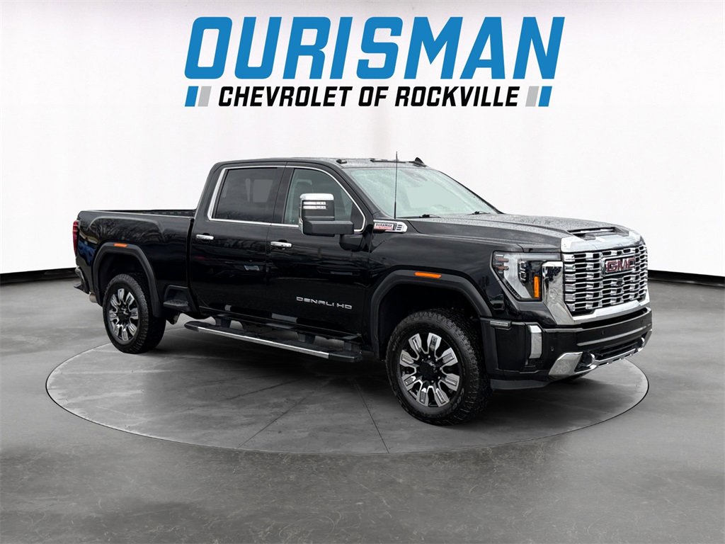 Used 2025 GMC Sierra 2500 Denali image 1