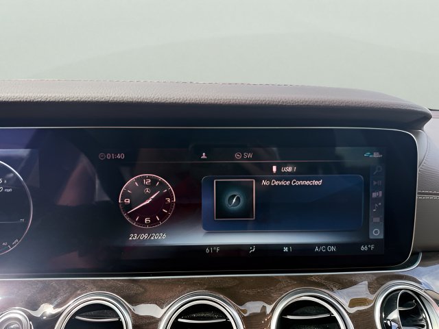 Used 2019 Mercedes-Benz E 300 4MATIC image 20