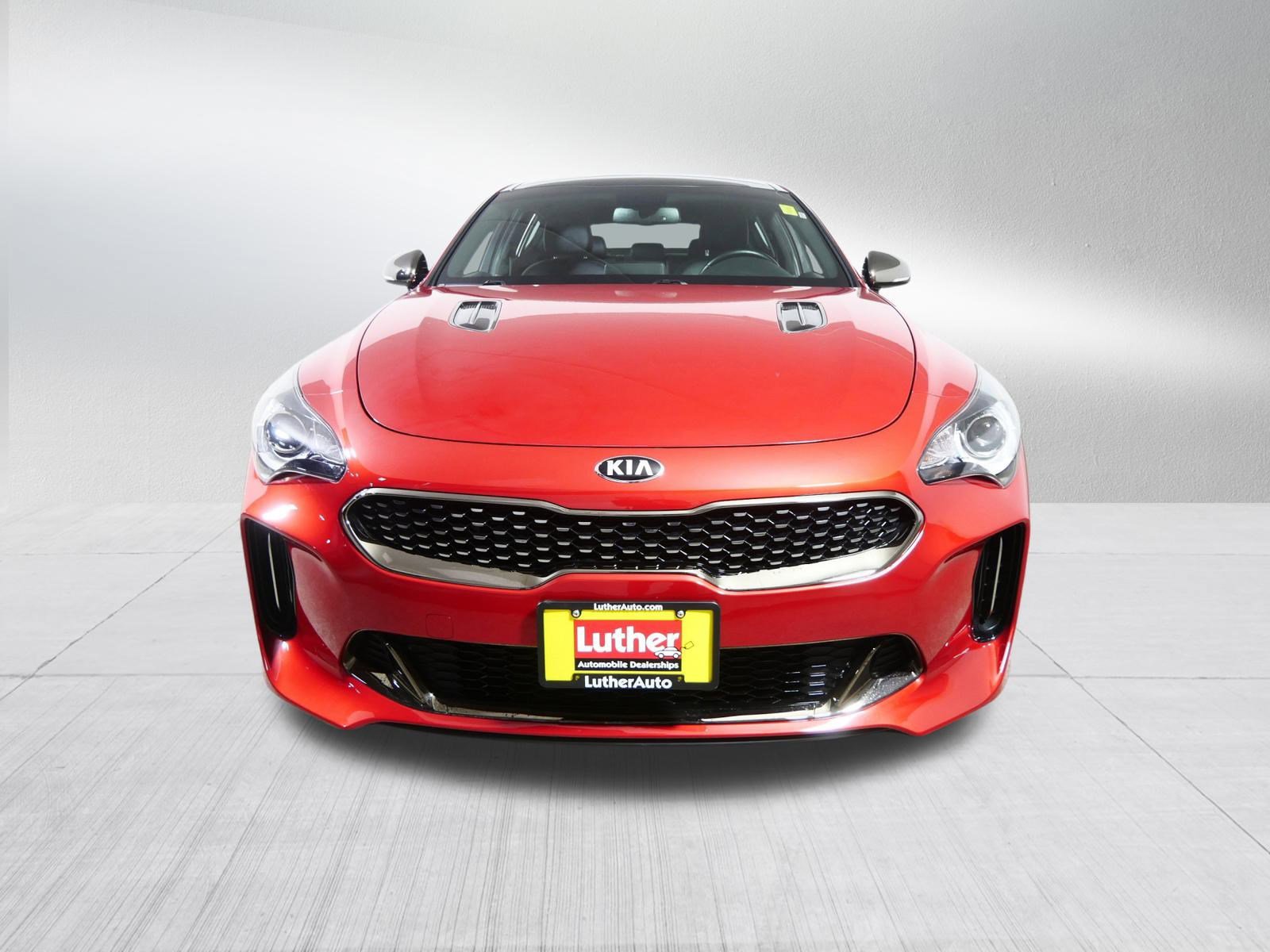 Used 2020 Kia Stinger GT-Line w/ Sun & Sound Package video 2
