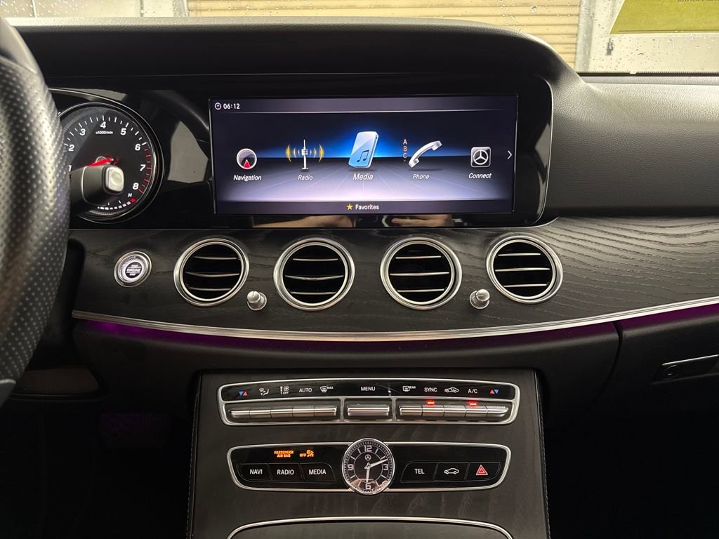 Used 2018 Mercedes-Benz E 300 image 17