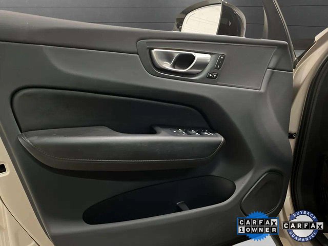 Used 2025 Volvo XC60 B5 Core image 88