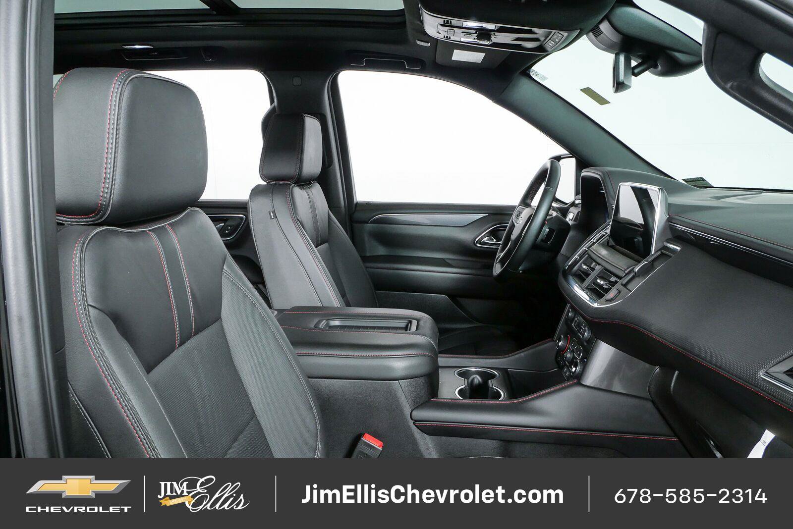 Certified 2024 Chevrolet Suburban RST w/ Luxury Package RWD image 23