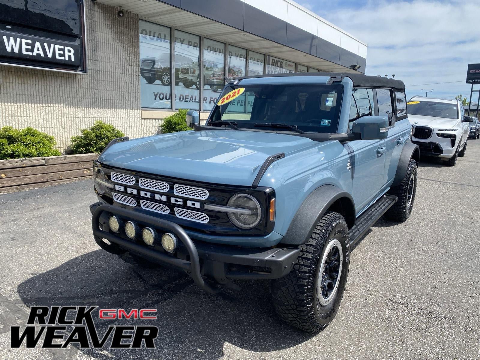 Used 2021 Ford Bronco Outer Banks w/ Sasquatch Package AWD/4WD image 1