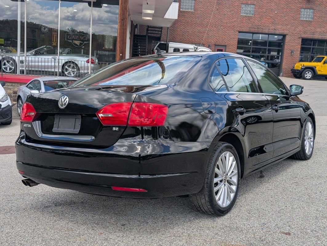 Used 2013 Volkswagen Jetta SEL FWD image 8