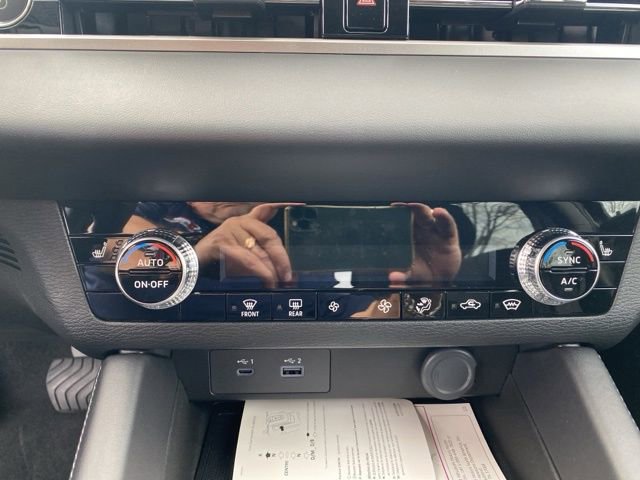 New 2025 Mitsubishi Outlander ES image 23