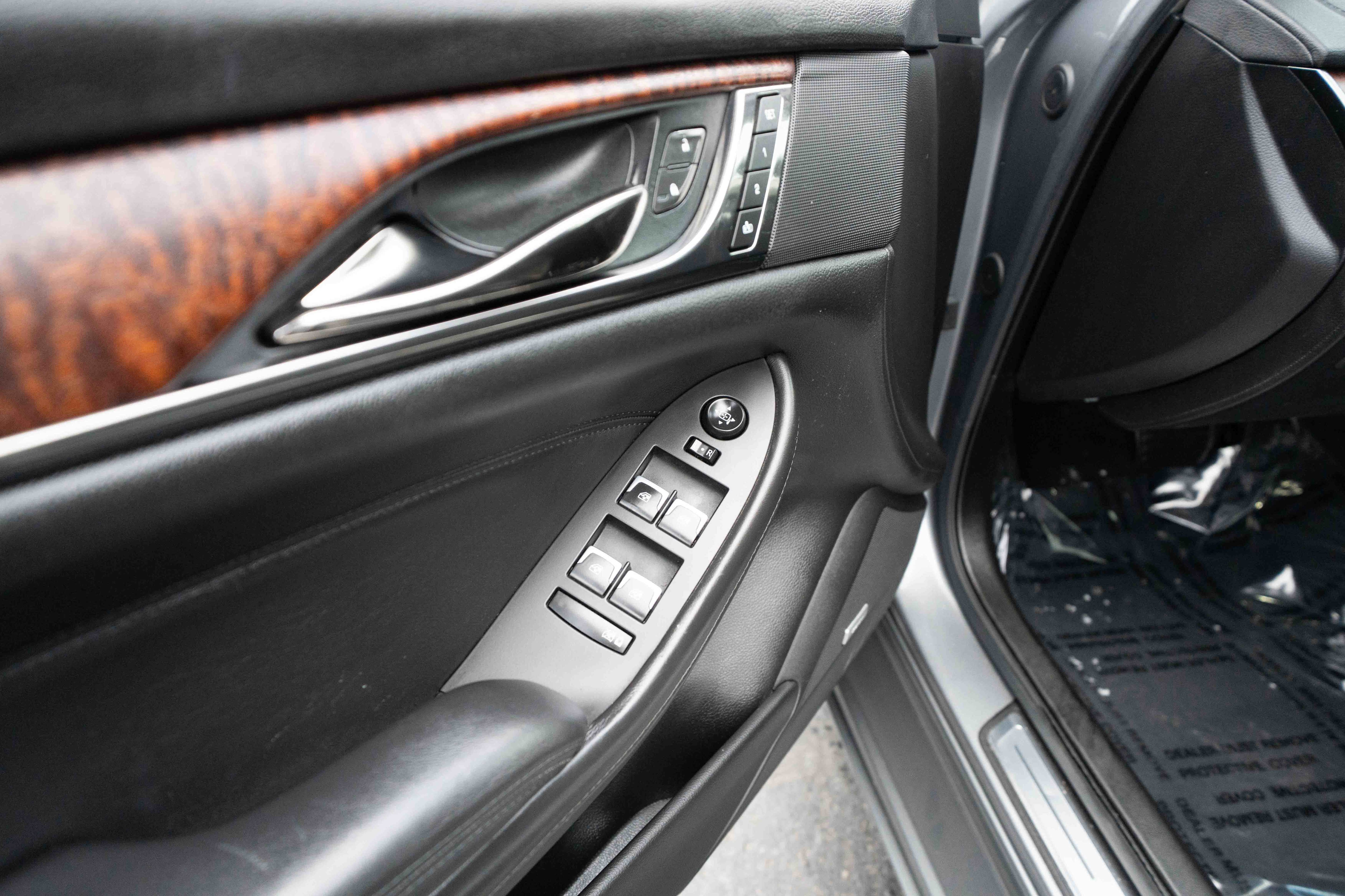 Used 2019 Cadillac CTS Luxury image 7