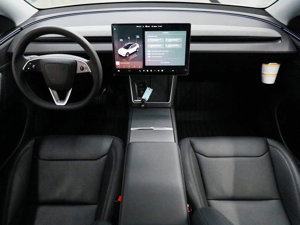 Used 2026 Tesla Model Y Long Range image 26