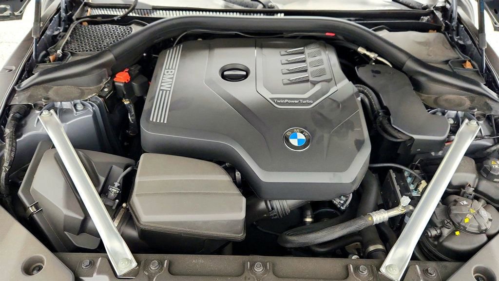 Used 2025 BMW Z4 sDrive30i w/ Premium Package image 25