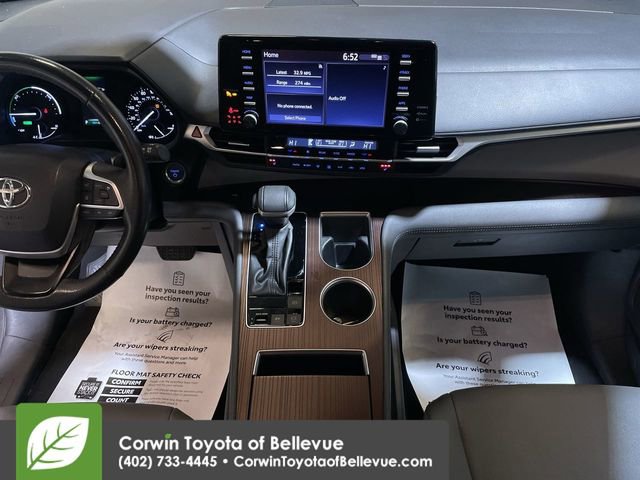 Certified 2024 Toyota Sienna XLE image 13