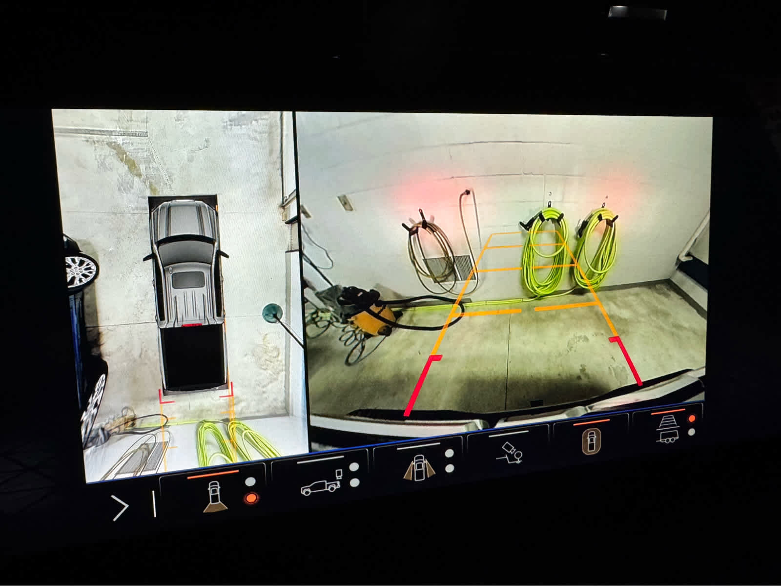 New 2026 GMC Sierra 1500 AT4 w/ Technology Package image 16