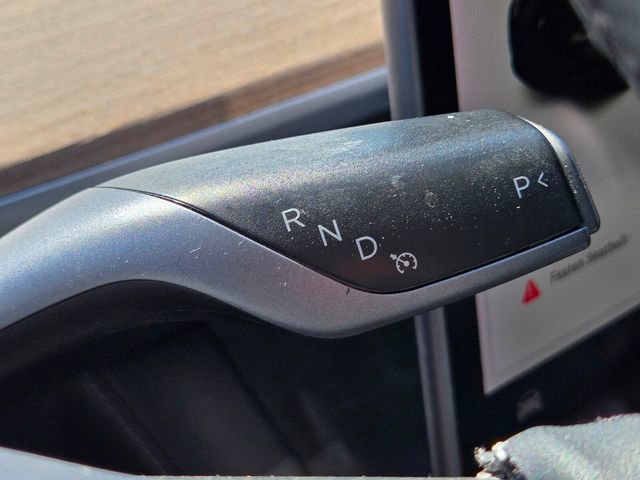 Used 2021 Tesla Model Y Long Range image 29