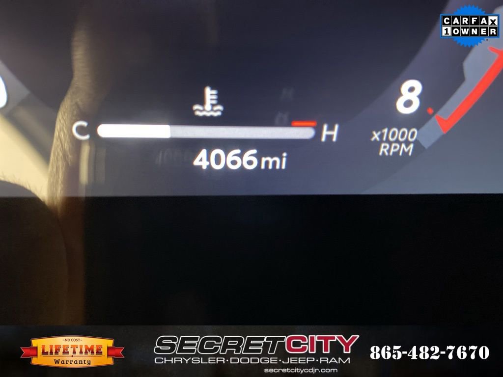 Used 2025 Toyota Tacoma TRD Sport w/ TRD Sport Premium Package image 18