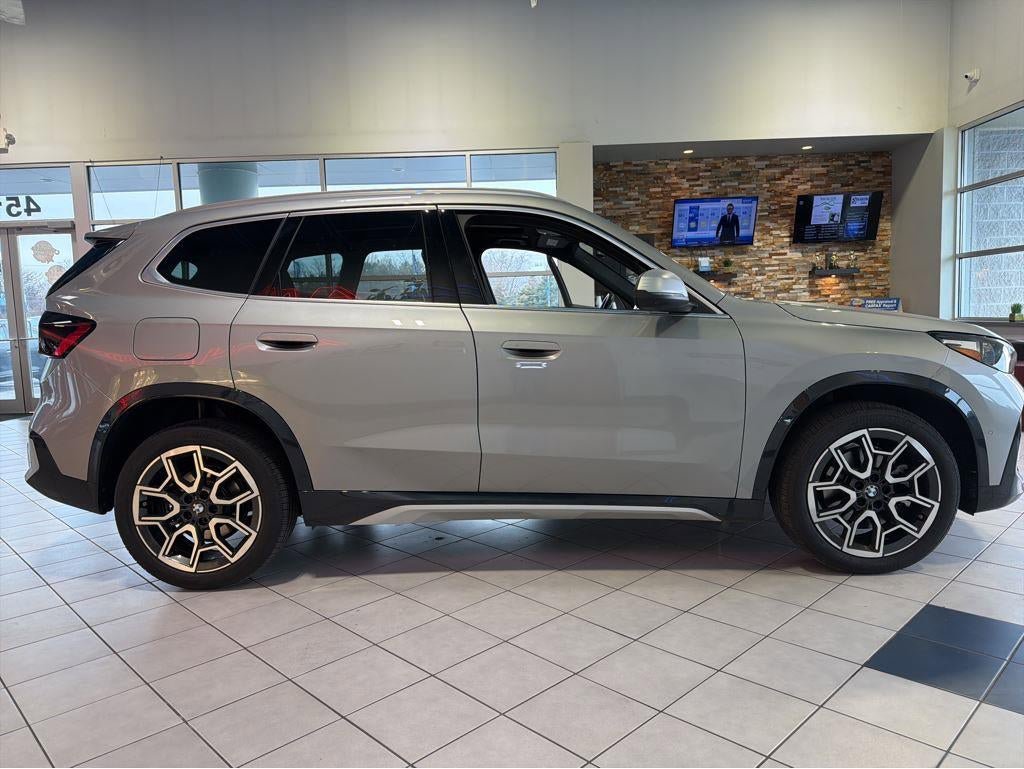 Used 2024 BMW X1 xDrive28i AWD/4WD image 14
