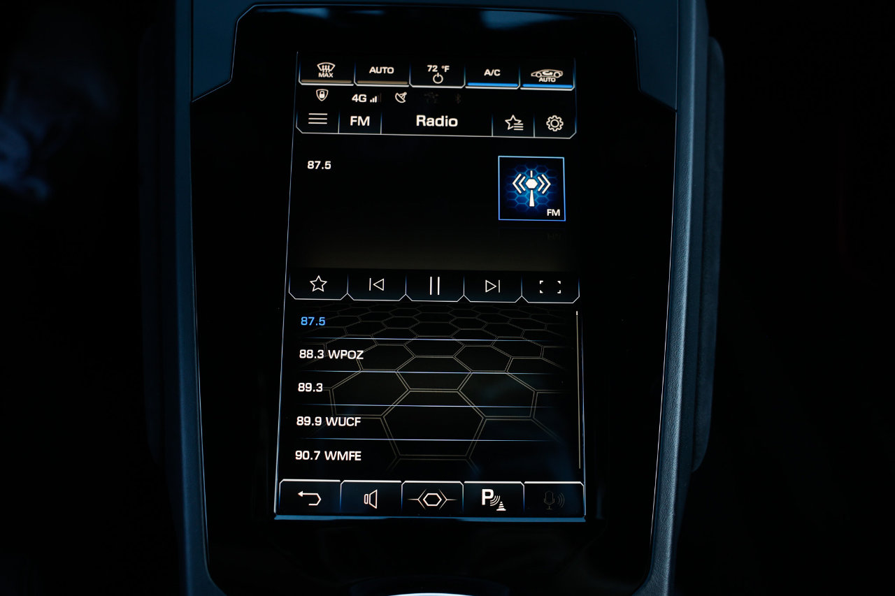 Used 2020 Lamborghini Huracan EVO image 34