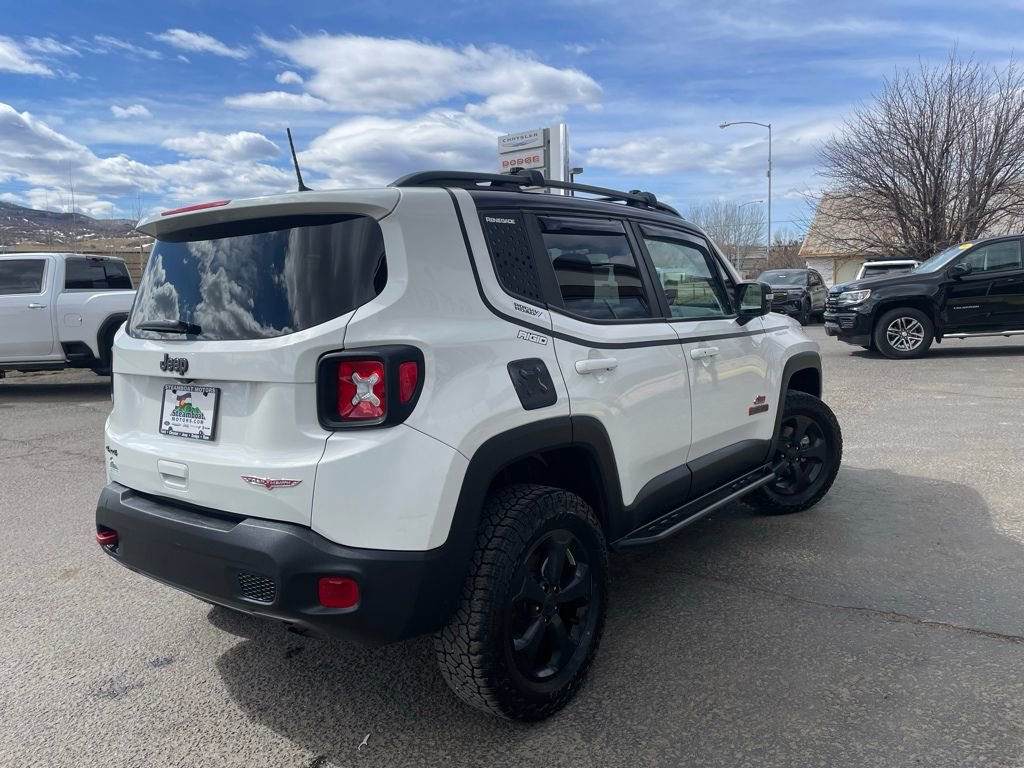 Used 2022 Jeep Renegade Trailhawk image 8