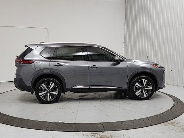 Used 2023 Nissan Rogue SL w/ SL Premium Package image 8