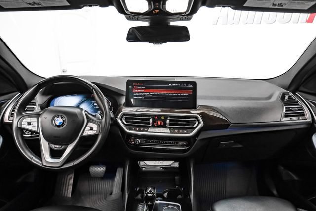 Used 2024 BMW X4 xDrive30i AWD/4WD image 12