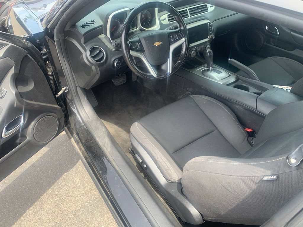 Used 2015 Chevrolet Camaro LT w/ RS Package RWD image 10