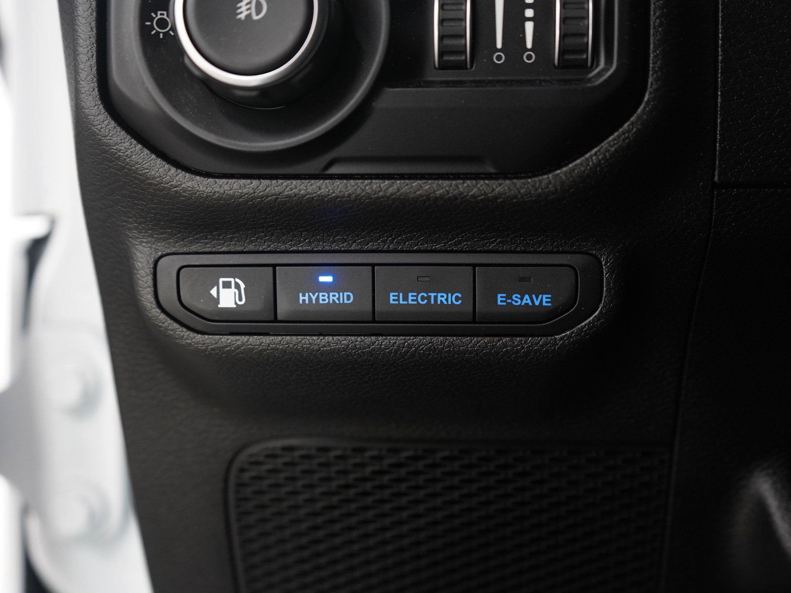 Used 2021 Jeep Wrangler Unlimited Rubicon 4xe w/ Steel Bumper Group image 23